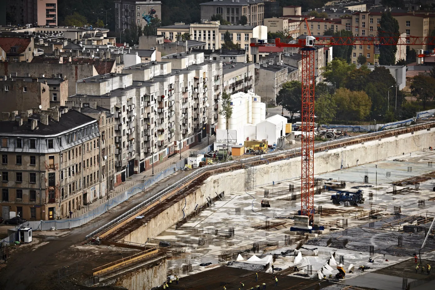 1480372-widok-na-budowe-podziemnego-dworca.jpg