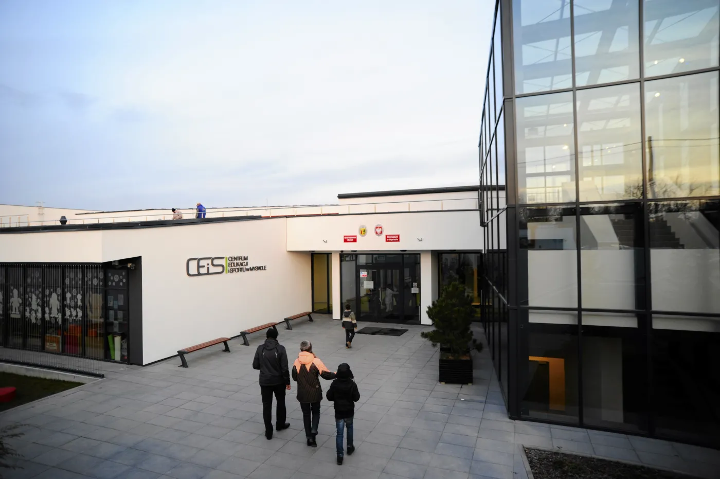 1603067-centrum-edukacji-i-sportu-w-mysiadle.jpg