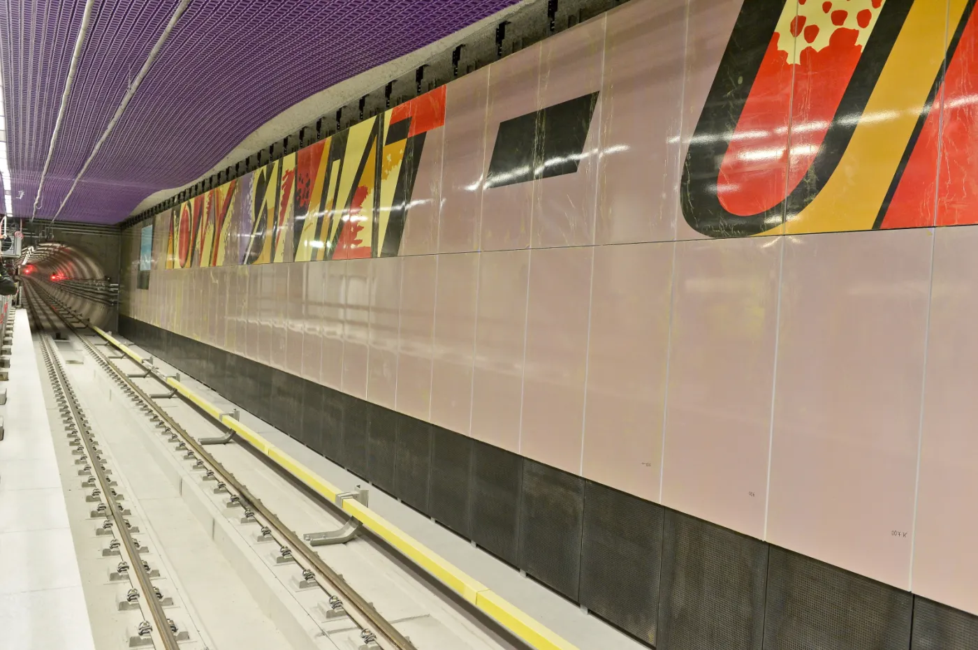 1907932-stacja-metra-nowy-swiat-uniwersytet.jpg
