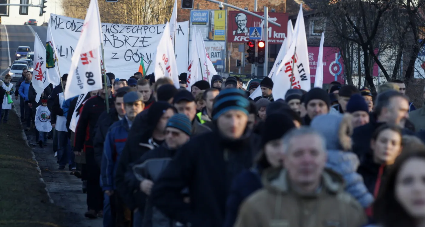 Napięta sytuacja w górnictwie. Strajkuje prawie 4 tys. osób
