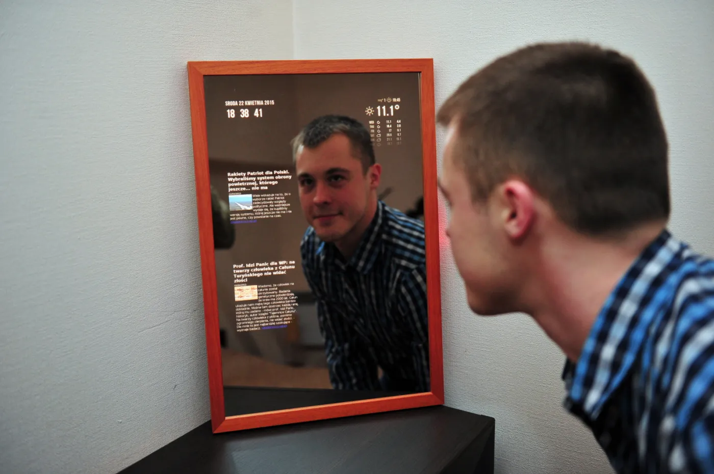 Cyfrowe lustro "made in Poland". Oto wynalazek rodem z filmów science fiction [ZDJĘCIA]