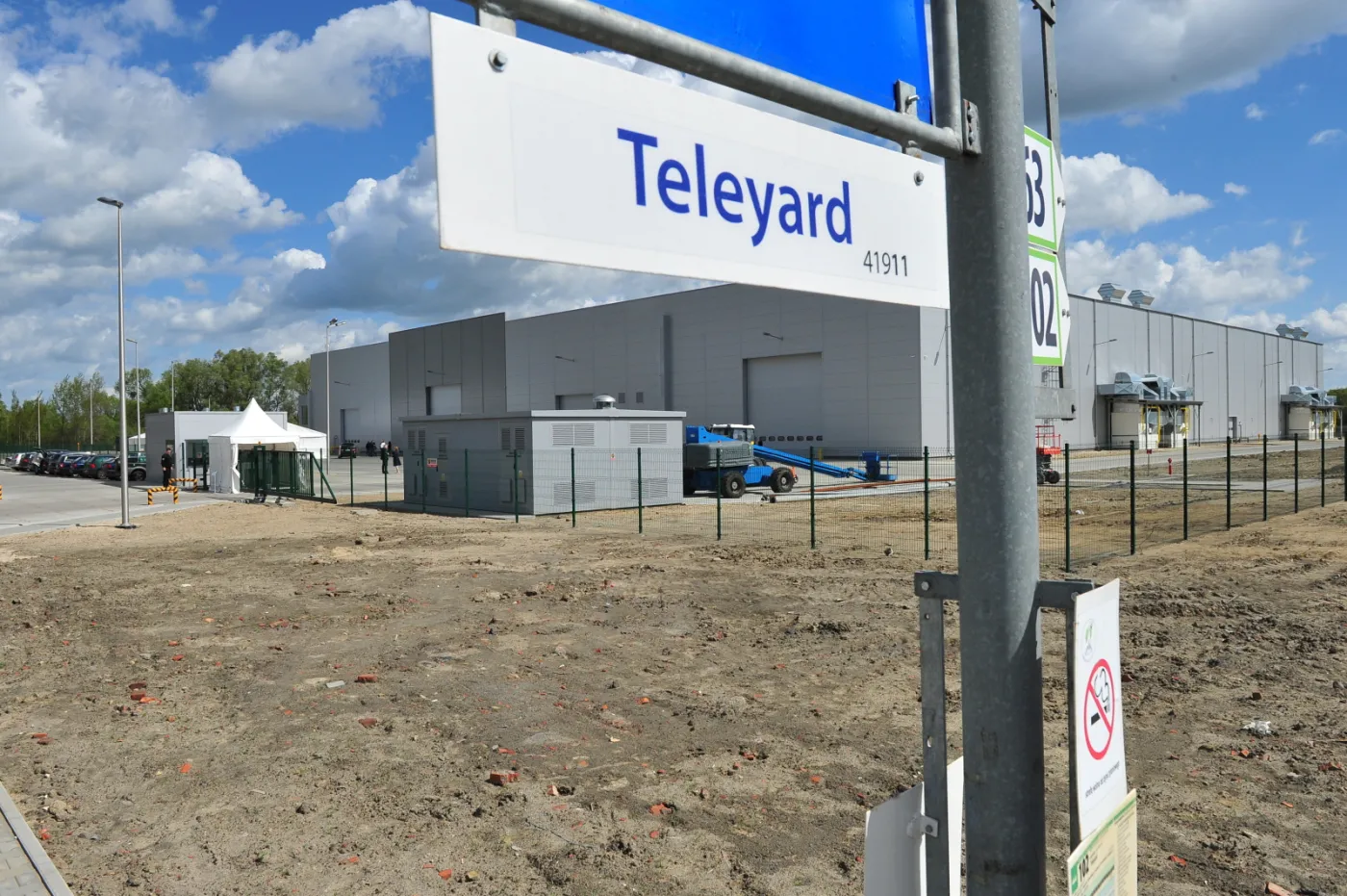 2170940-otwarcie-nowej-hali-fabryki-teleyard.jpg