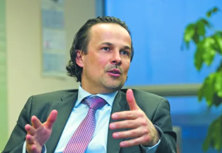 Tomasz Bogus - nowy prezes na bankową fuzję BGŻ i BNP Paribas