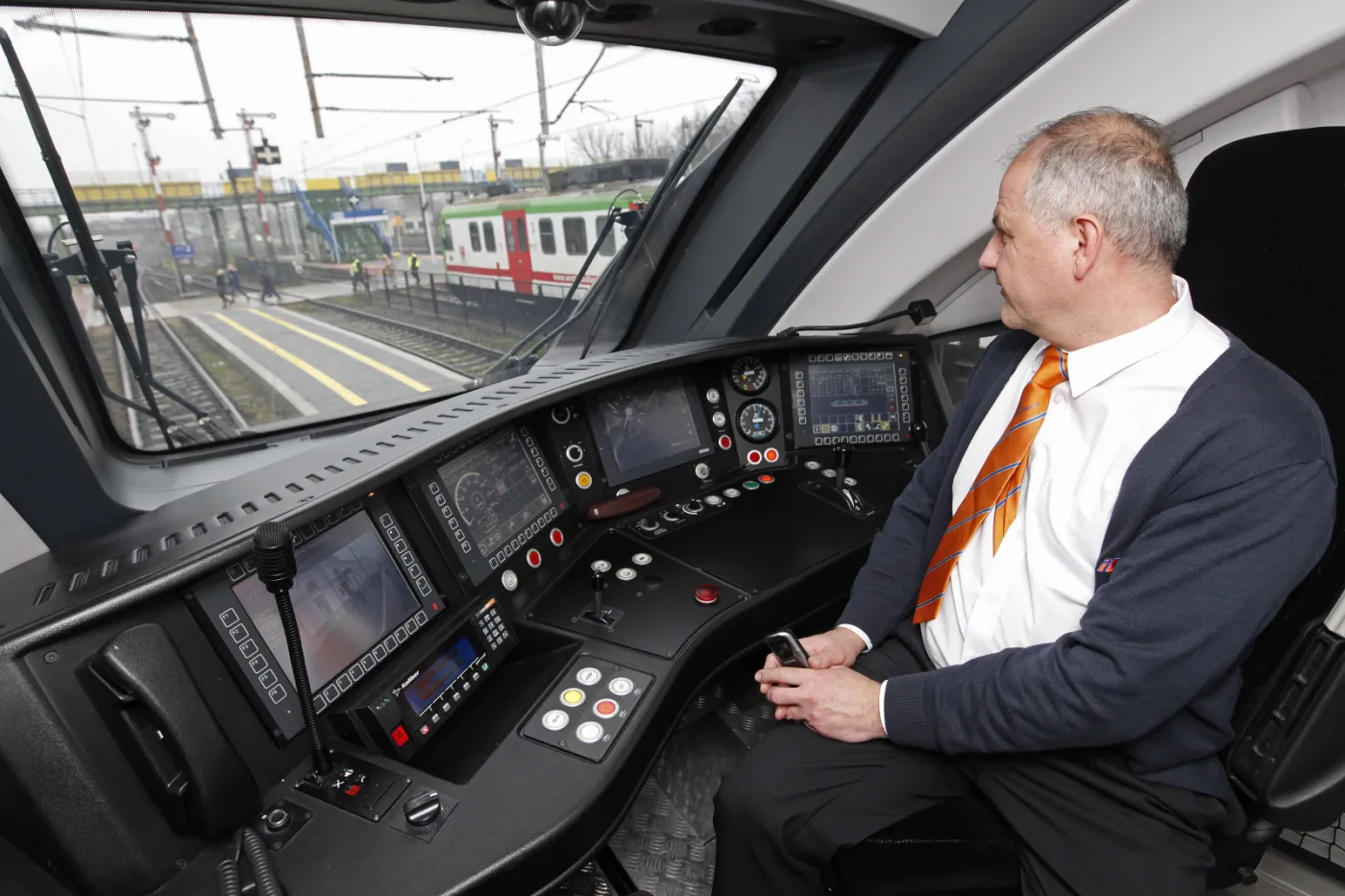 2408820-wyprodukowany-przez-pesa-bydgoszcz.jpg