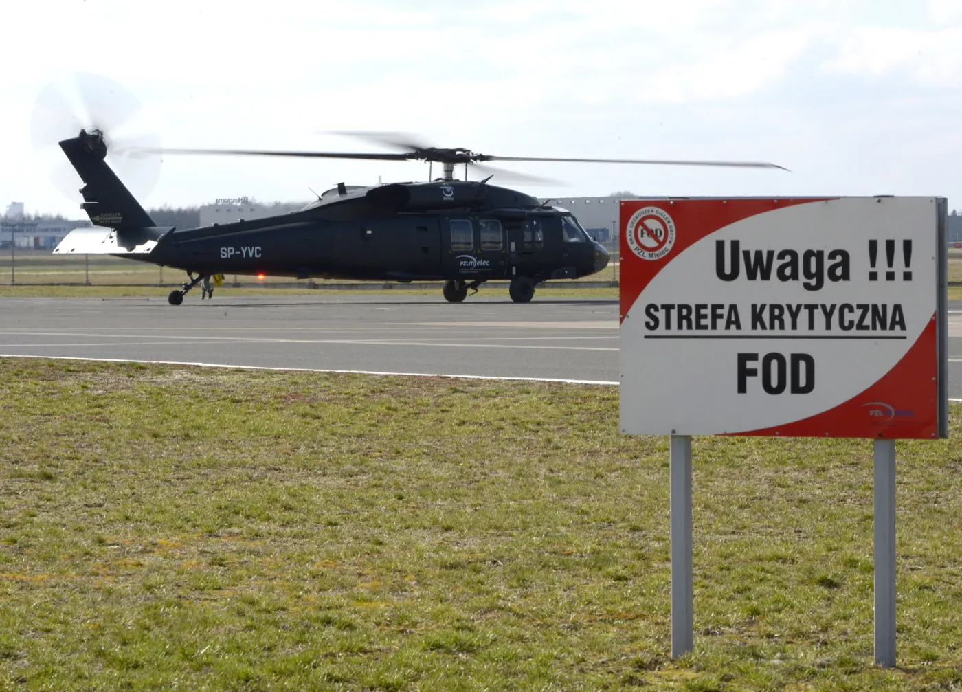 2488369-smiglowiec-s-70i-black-hawk-podczas.jpg