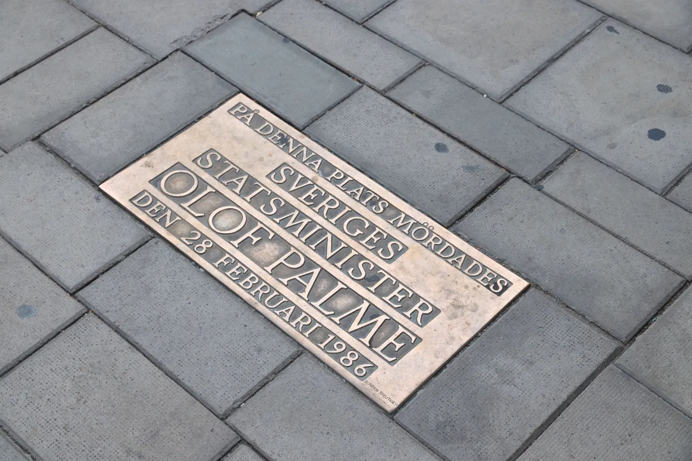Szwecja: Śledztwo ws. morderstwa Olofa Palmego umorzone. Podejrzany nie żyje