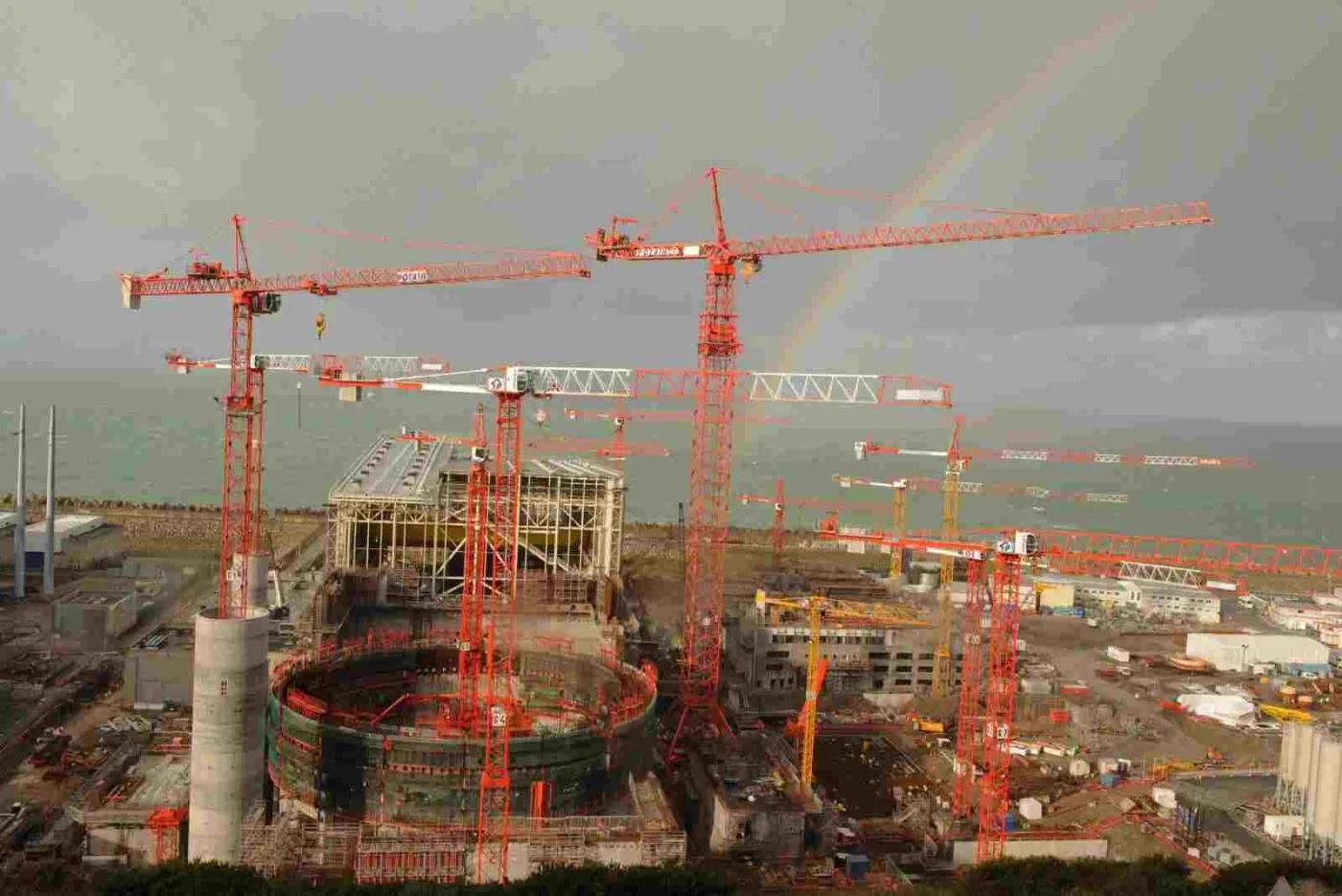 Francja zaniepokojona po wybuchu elektrowni atomowej