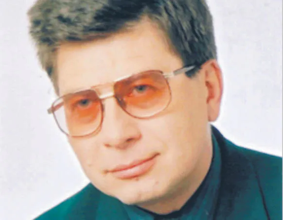 3616509-piotr-masiukiewicz-profesor-szkoly.jpg