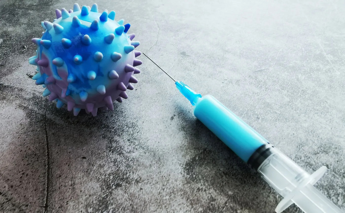 "FT": USA dostarczą szczepionki do Azji, by przeciwdziałać wpływom Chin