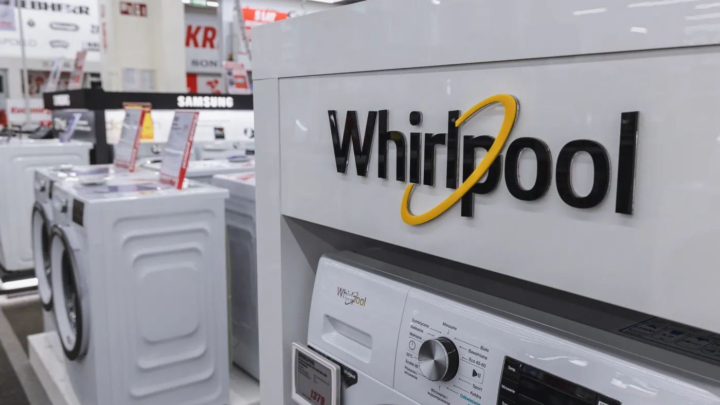 Whirlpool zapłaci pracownikom 1000 dolarów za zaszczepienie
