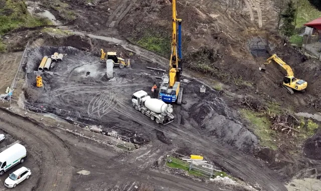Takiego tunelu jeszcze w Polsce nie budowali. To ma być rekord rekordów. Lada dzień zacznie go drążyć pod górami chińska maszyna gigant [ZDJĘCIA]