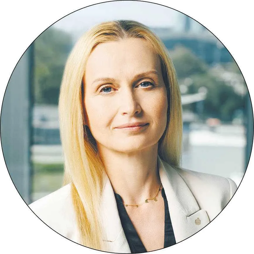 LUDMIŁA FALAK-CYNIAK, wiceprezes PKO Banku Polskiego