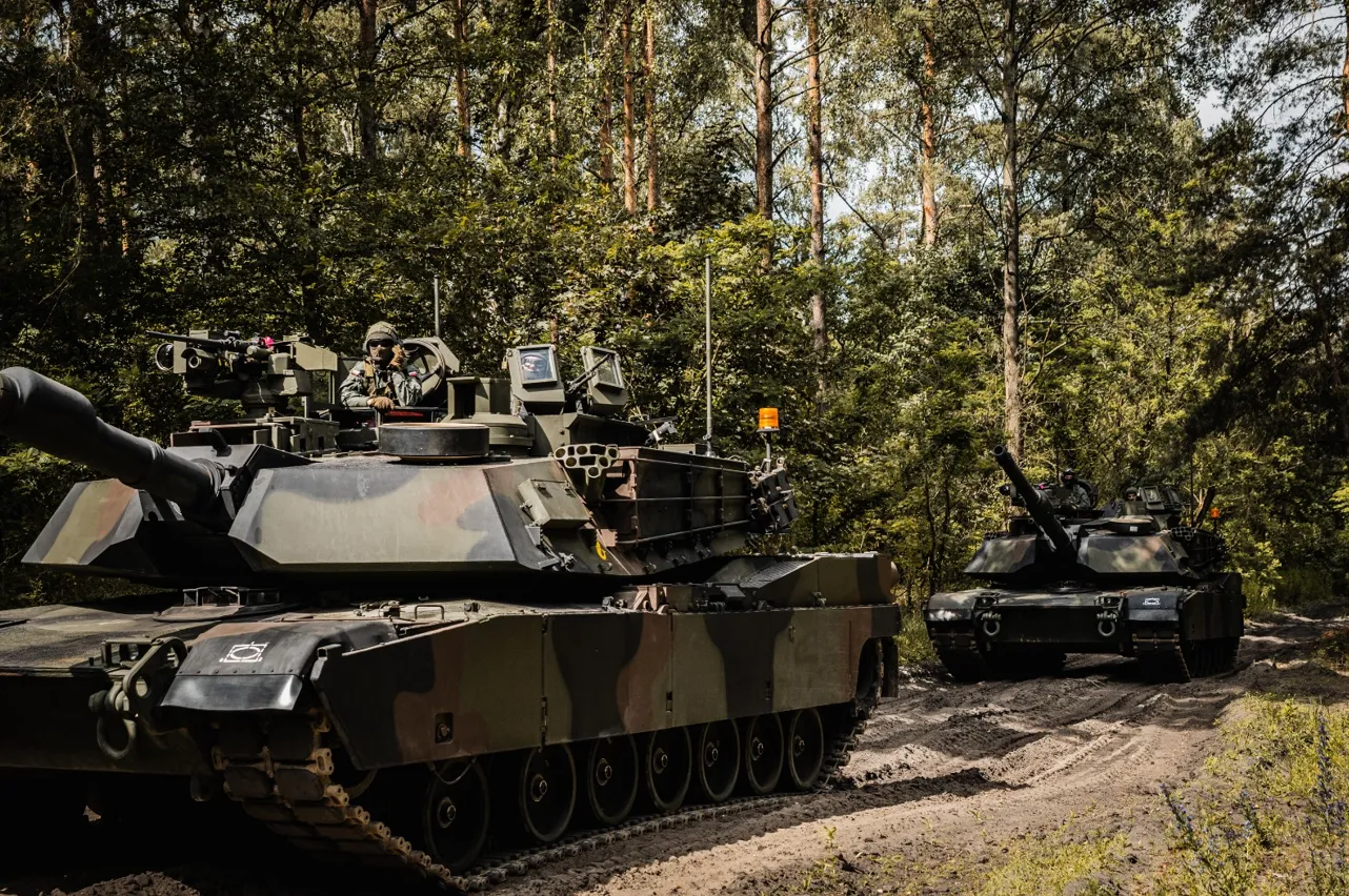 Amerykańskie Abramsy w polskich lasach