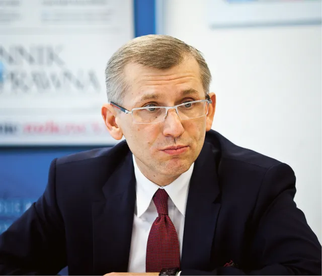 Atak na biuro senatora Kwiatkowskiego w Łodzi. Mężczyzna z nożem groził jego dyrektorce