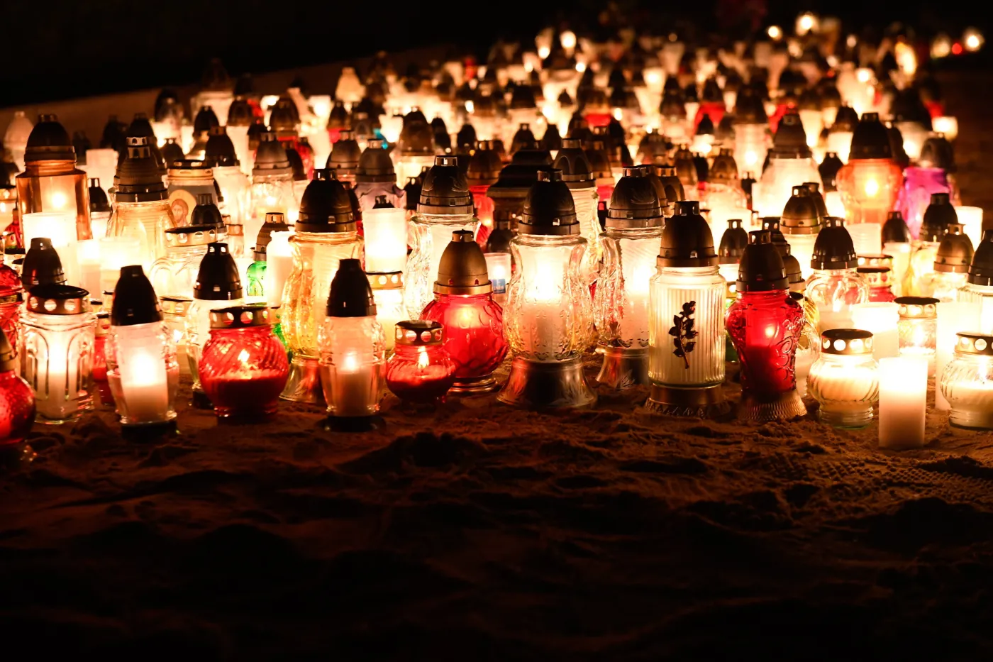 Czy 2 listopada jest dniem wolnym od pracy? Wszystko, co musisz wiedzieć