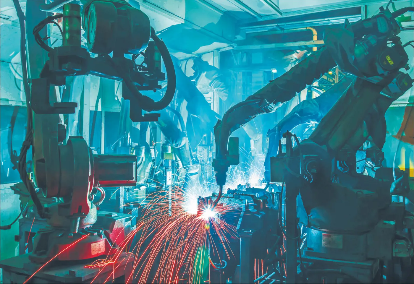 Produkcja przemysłowa w Polsce spada, a w strefie euro - rośnie. Są nowe dane