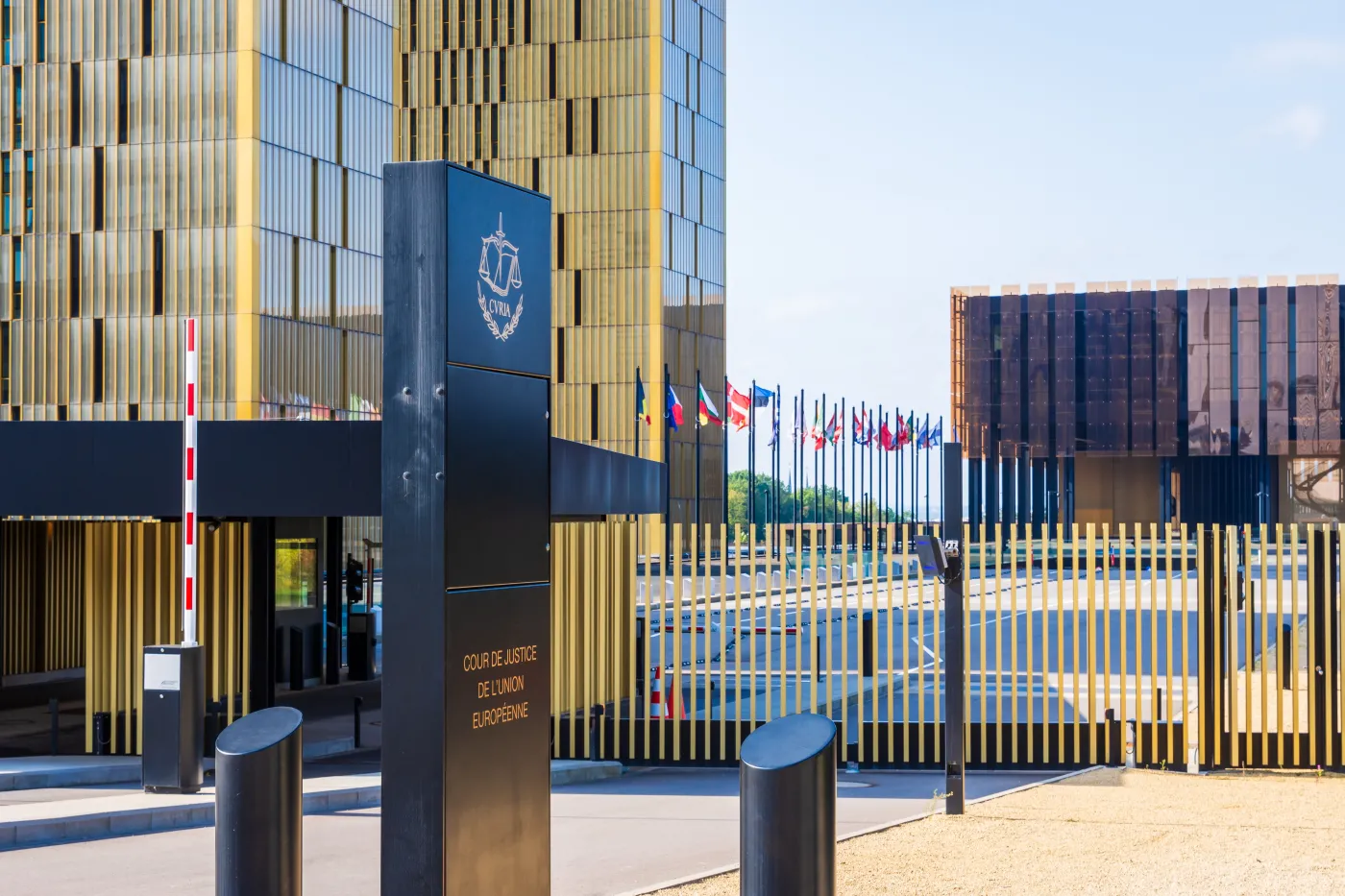 Luxembourg,City,,Luxembourg,-,Sept.,17,,2024:,Sign,And,Entrance