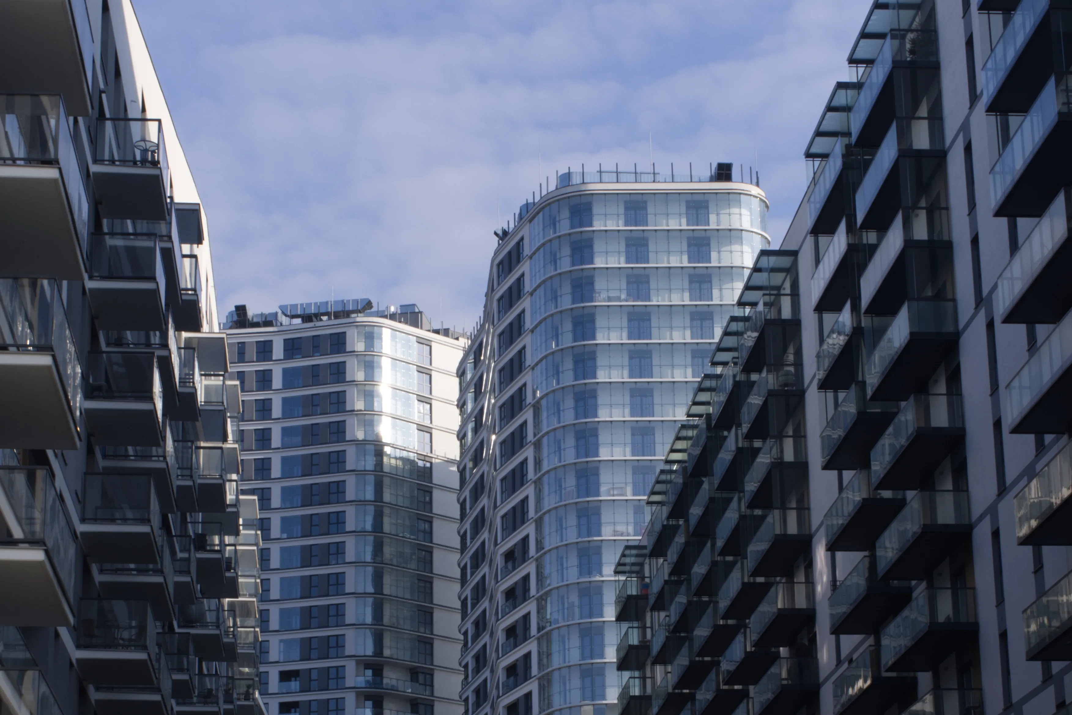 Zakaz nowej zabudowy? Gminy nie zdążą wprowadzić przepisów. Czeka nas paraliż