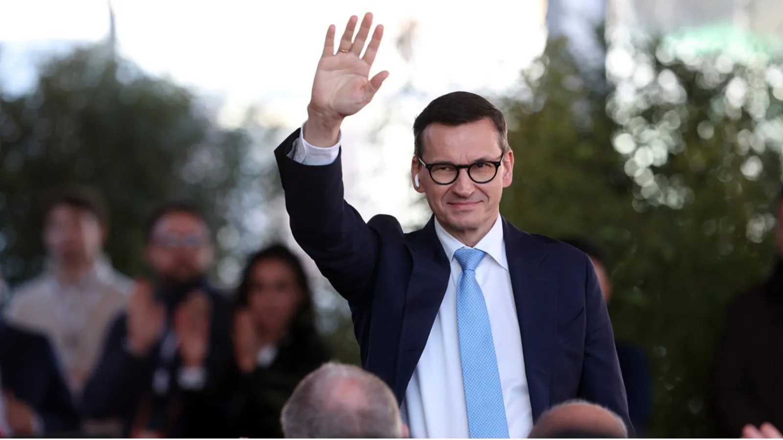 Morawiecki czy Kaczyński? Wyborcy PiS zdecydowanie za byłym premierem. Kaczyńskiego popiera minimalny procent