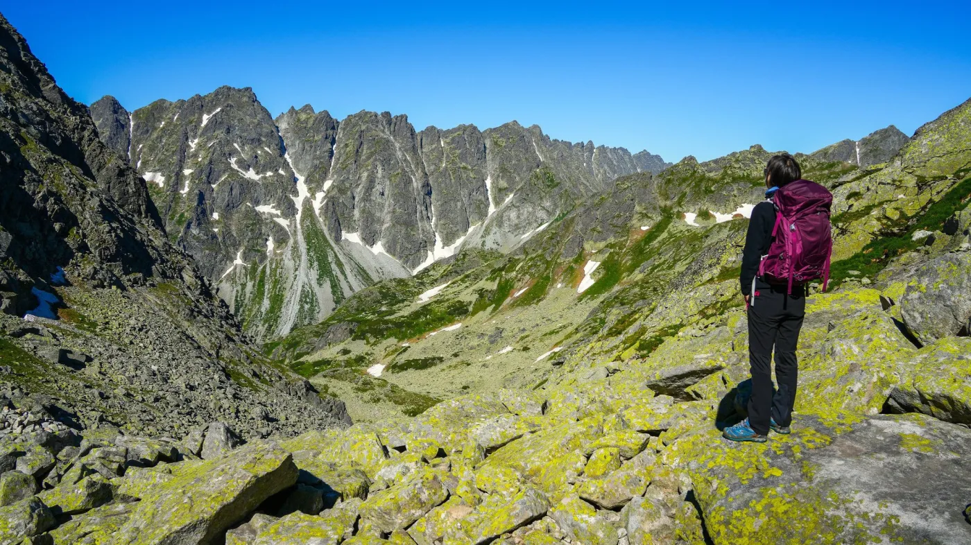 High,Tatras,Mountains,Landscape,On,The,Path,To,Rysy,Chalet
