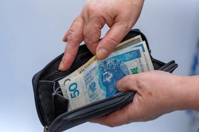 Czy można przejść na emeryturę w wieku 58 lat? Tak, to możliwe! Jakie świadczenie wypłaci ZUS?