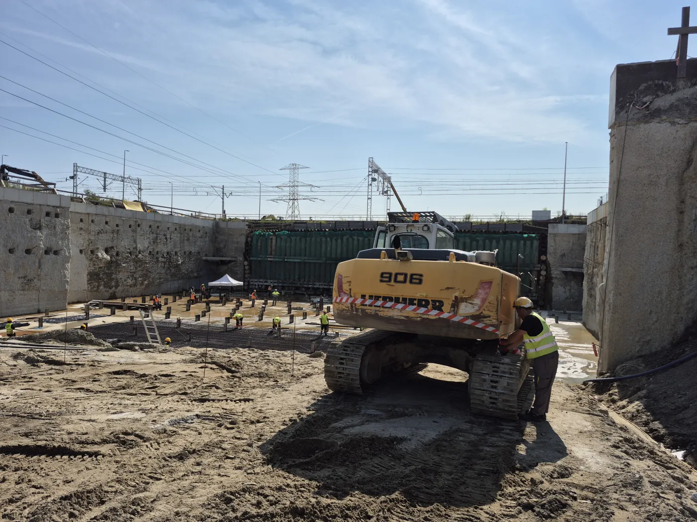 Budowa przejazdu pod torami kolejowymi