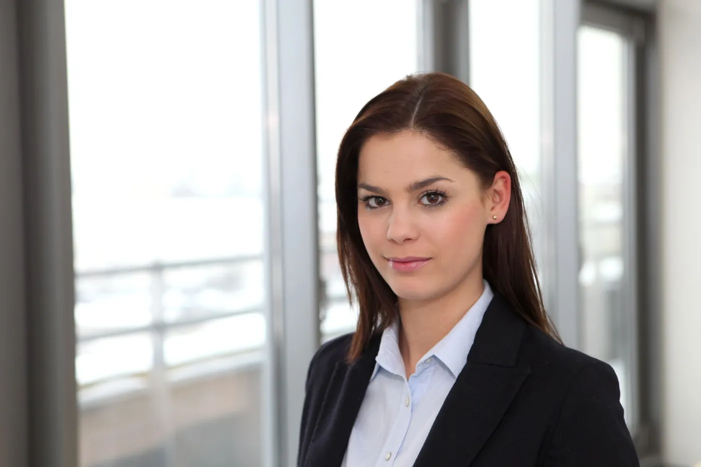 Kaczmarczyk: Kolejne zwiastuny ożywienia, złoty traci na wartości