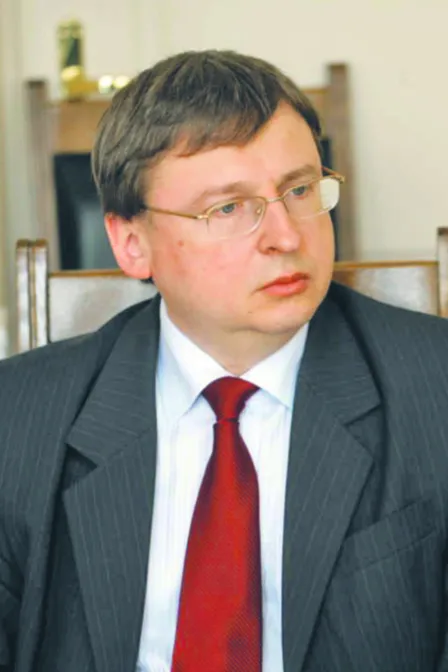 1776551-adam-tochmanski-dyrektor-departamentu.jpg