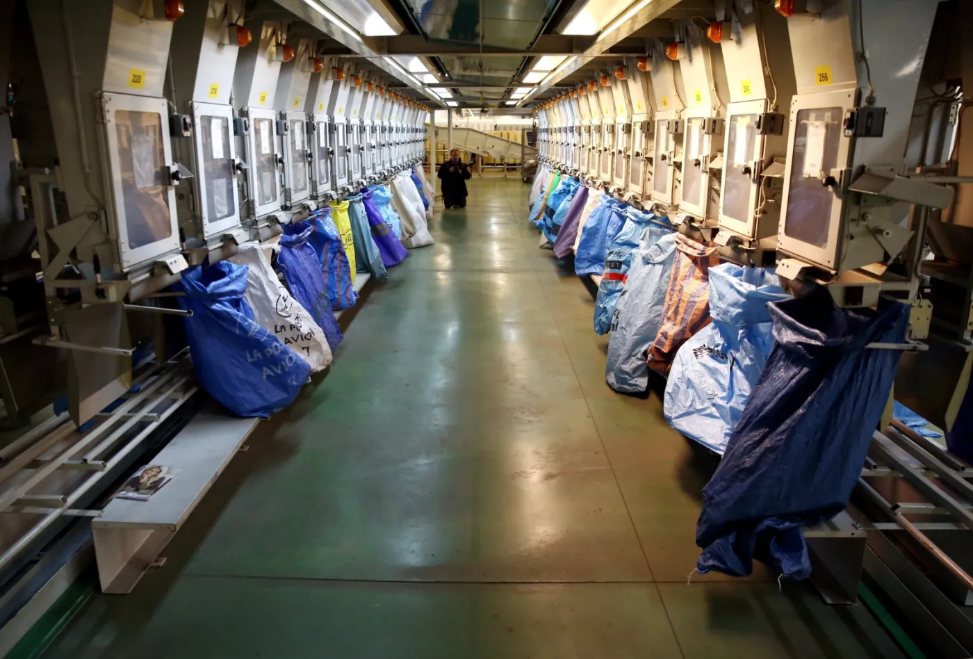 Zobacz jak wygląda jeden z największych terminali pocztowych w Europie Środkowo-Wschodniej