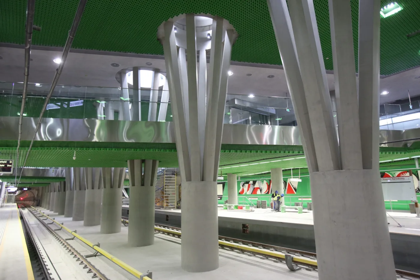 2004443-stacja-ii-linii-metra-stadion-narodowy.jpg