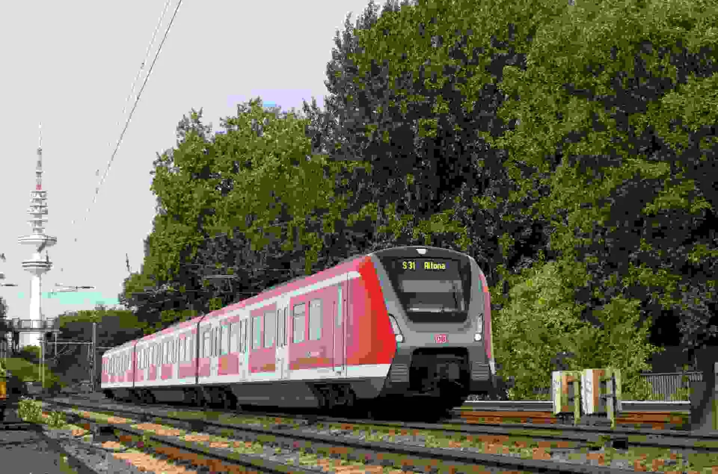 2341002-pierwsze-pociagi-dla-s-bahn-w-hamburgu.jpg