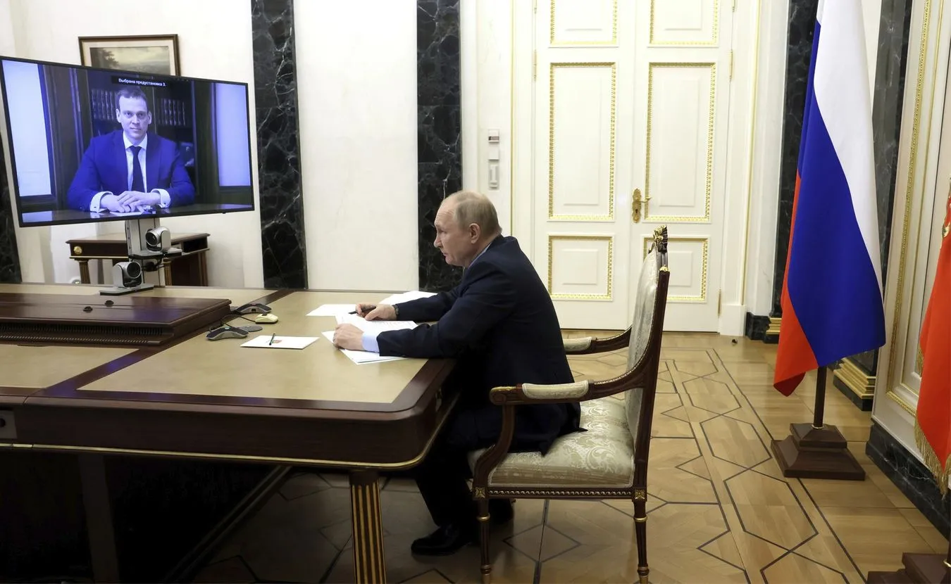 Prof. Snyder: Rosja spełnia większość kryteriów państwa faszystowskiego