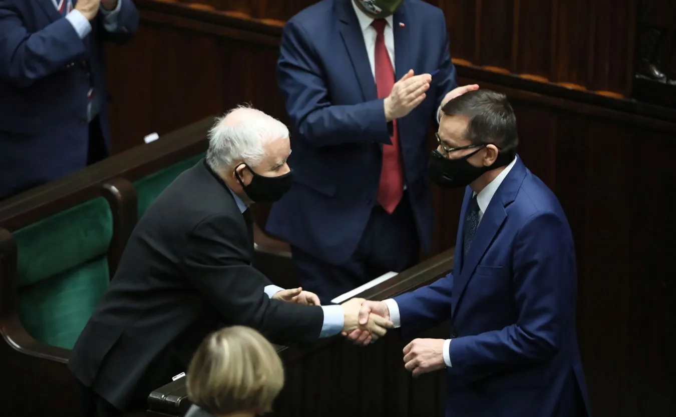 Deal w Brukseli? W Warszawie trwa ostry spór między premierem a Ziobrą