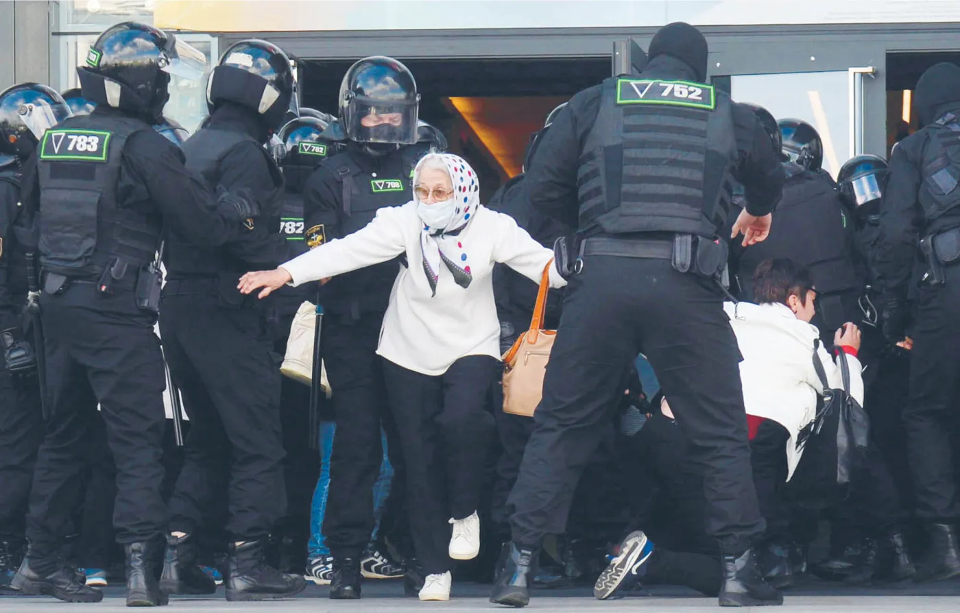 Pochłanianie Białorusi. To co teraz obserwujemy, to tylko przygrywka do decydującego kroku