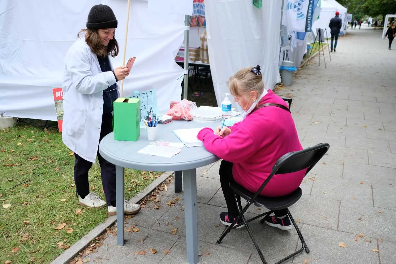 "MZ i rząd chcą w tej chwili dobić ochronę zdrowia." Medycy wciąż strajkują