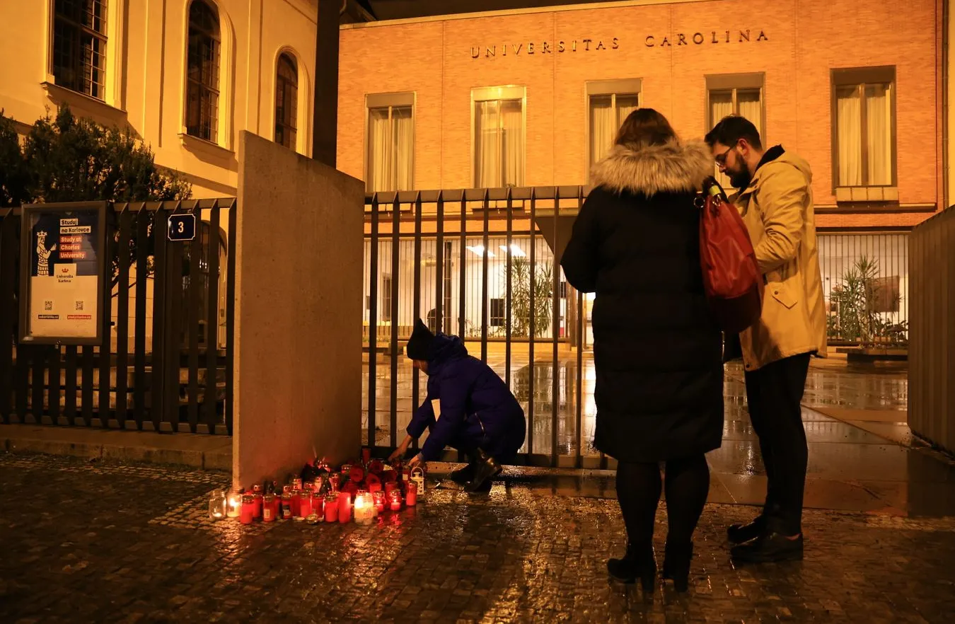 Strzelanina w Pradze. Rząd Czech ogłosił żałobę narodową