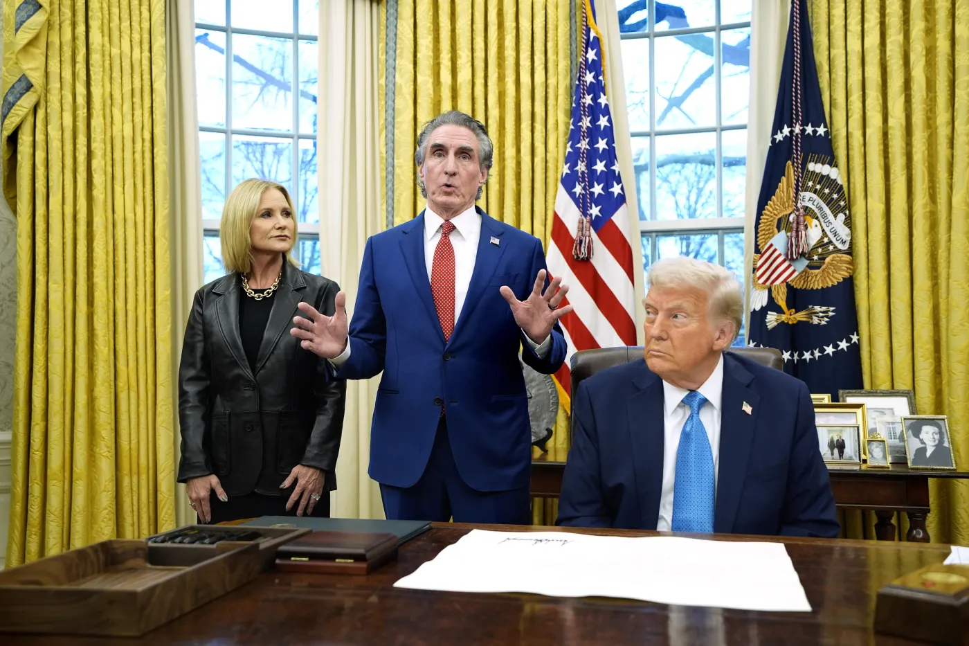 Donald Trump zakazał używania neutralnych płciowo zaimków w urzędowych mailach