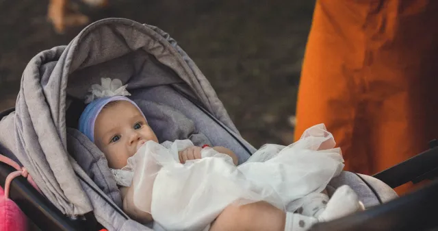 Liczba urodzeń w Polsce. Nawet pod niemiecką okupacją rodziło się więcej dzieci