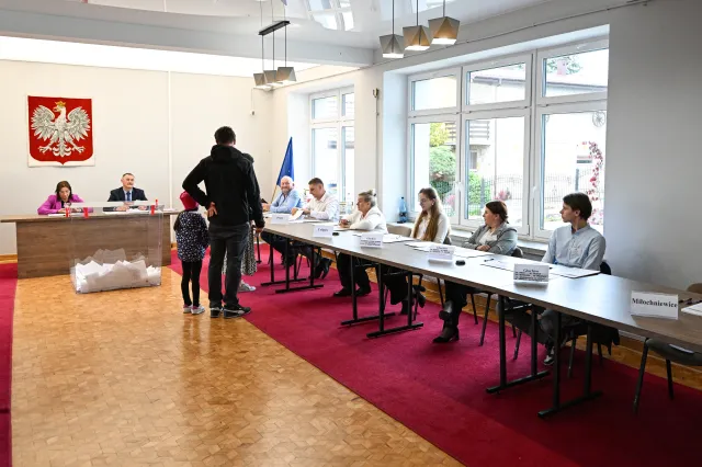 Kto wygrał wybory prezydenckie? Oni zmierzą się w drugiej turze. Oto wynik exit poll