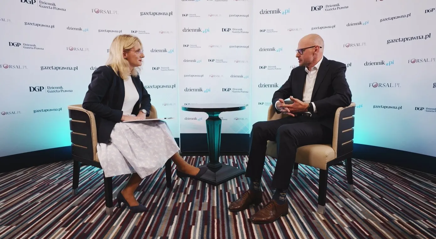 Karta płatnicza niezastąpiona w podróży