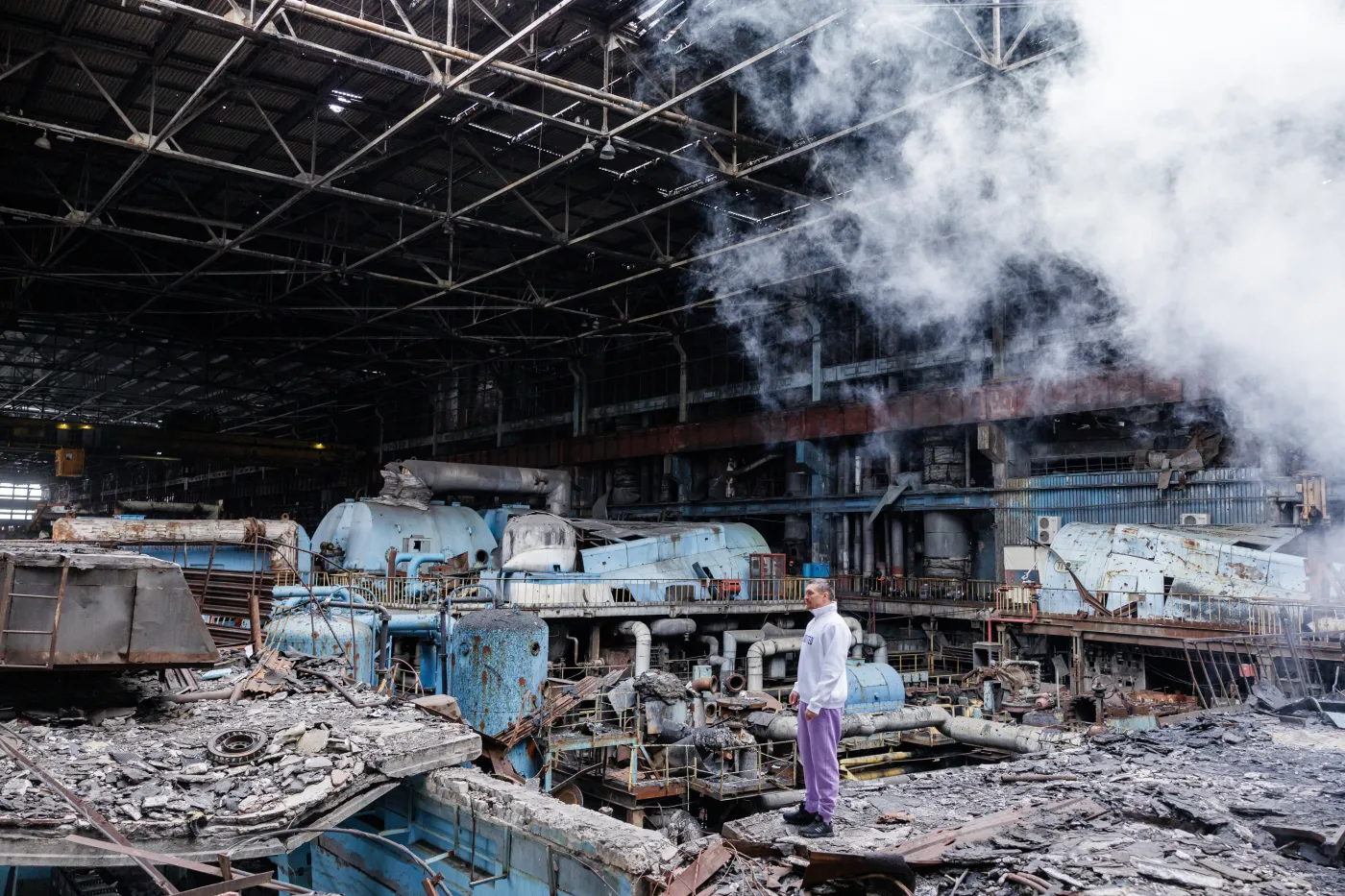 Usyk w zniszczonej ukraińskiej elektrowni