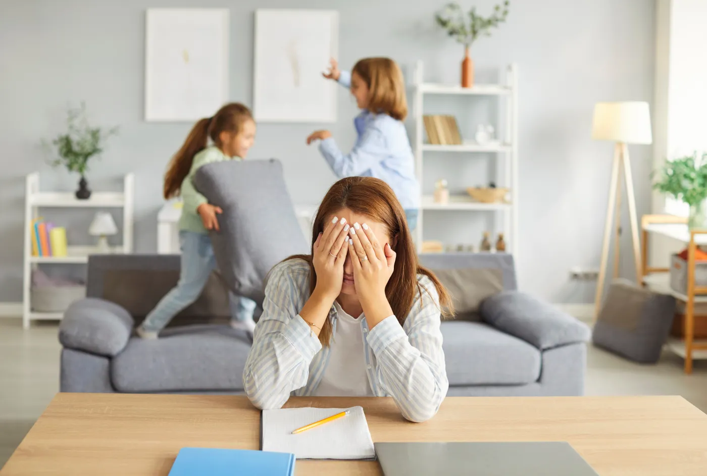 Pułapka w 800 plus. ZUS kontroluje wypłaty. Rodzice będą musieli oddać pieniądze