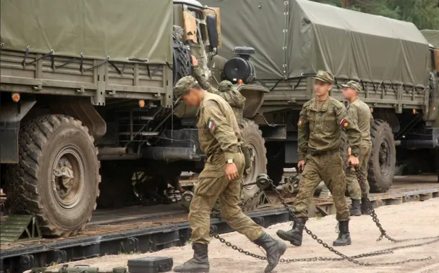 Pociągi z rosyjską armią wjechały na Białoruś. Polska szykuje odpowiedź!