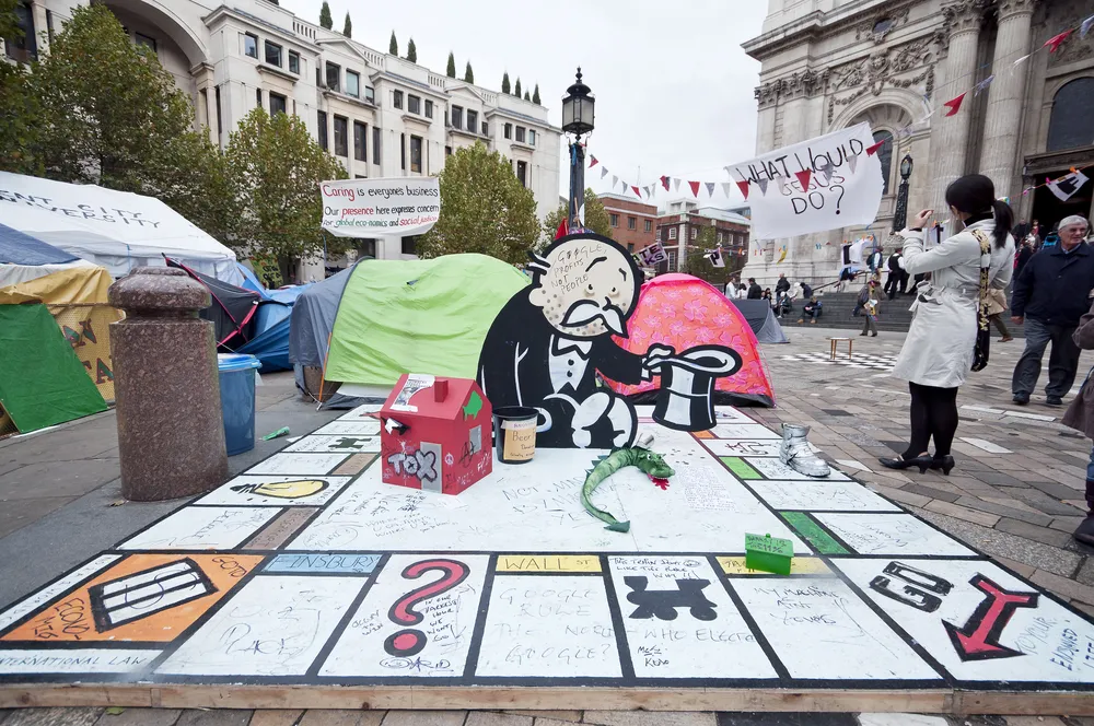 Patologie sektora finansowego: tworzy 4 proc. miejsc pracy, zgarnia 30 proc. przychodów