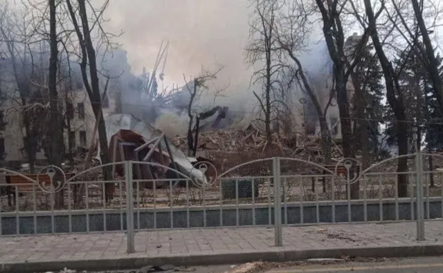 Rosyjski dziennikarz: Nie mogę milczeć o terrorze w Mariupolu. Teraz będę musiał uciec z Rosji