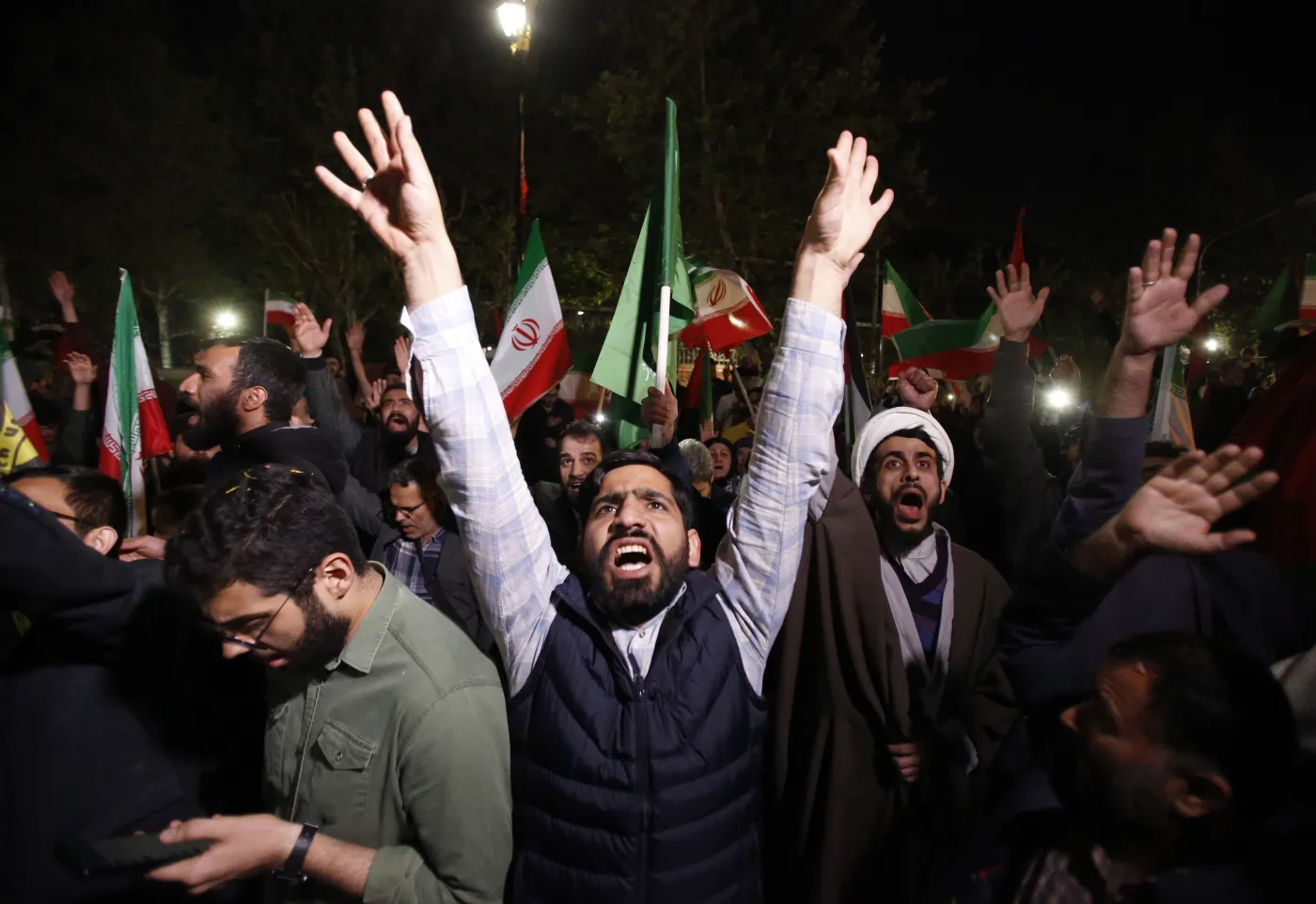 Kraje zachodnie potępiły bezprecedensowy atak Iranu na Izrael