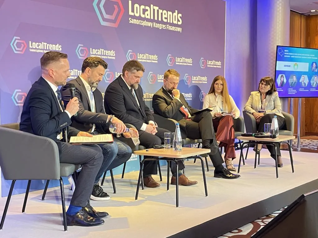 samorząd transport ekosystem local trends