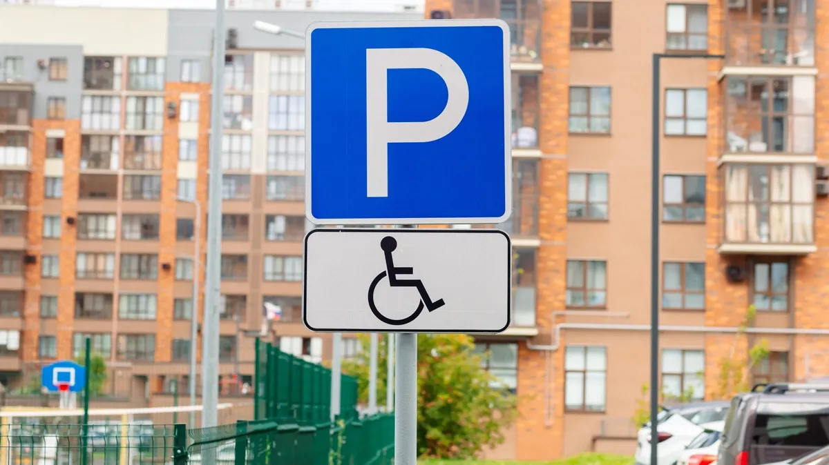 Karta parkingowa w 2027 r. Nowe zasady dla osób z niepełnosprawnością i ich opiekunów