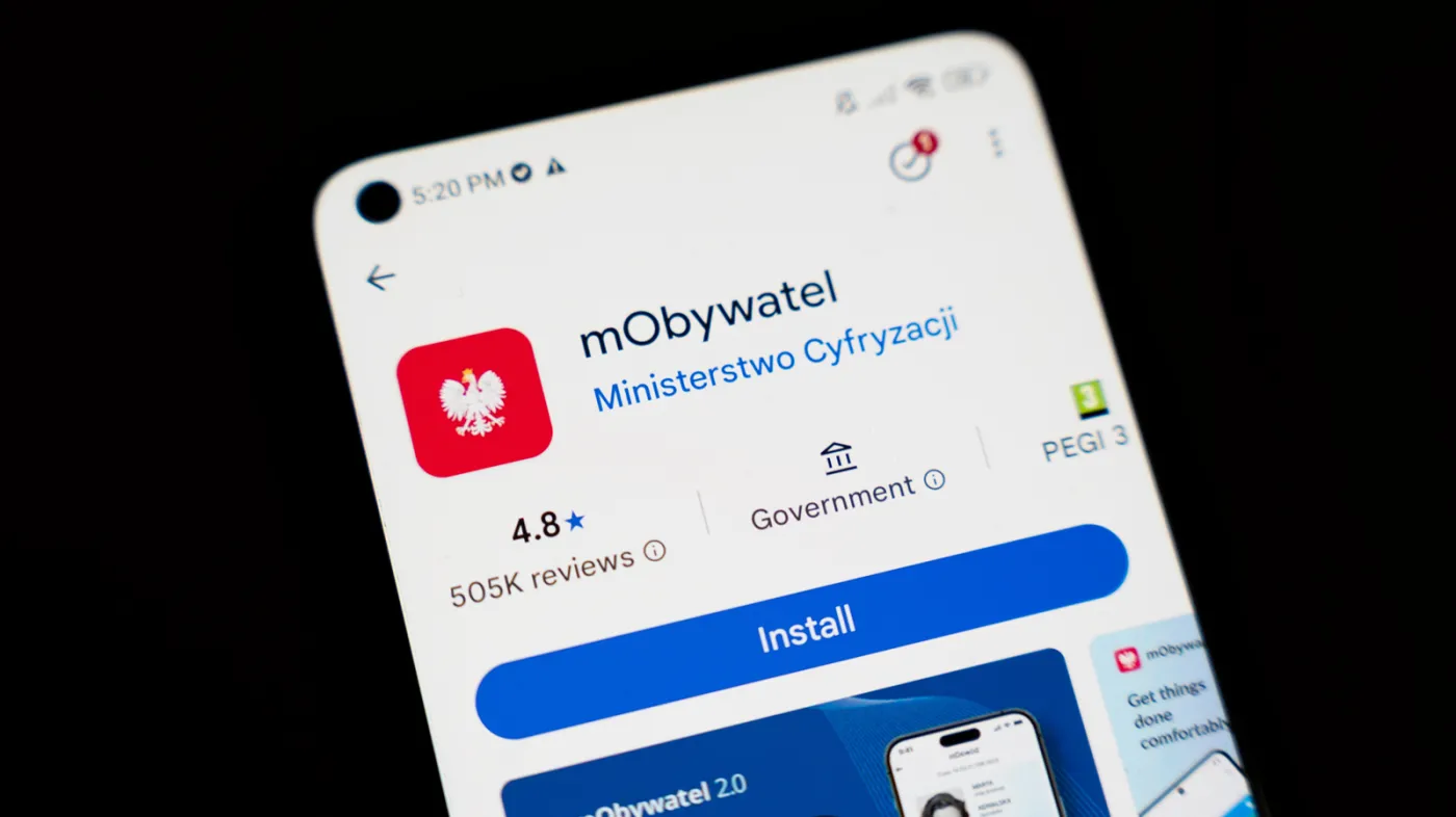 Już od 2027 więcej możliwości użycia aplikacji mObywatel. Od grudnia 2026 znajdziemy w aplikacji Europejski Portfel Tożsamości Cyfrowej, tzw. EUDIWallet. Wspólne rozwiązanie poświadczania tożsamości będzie działało w całej UE. W bankach, e-commerce i innych usługach w sieci.