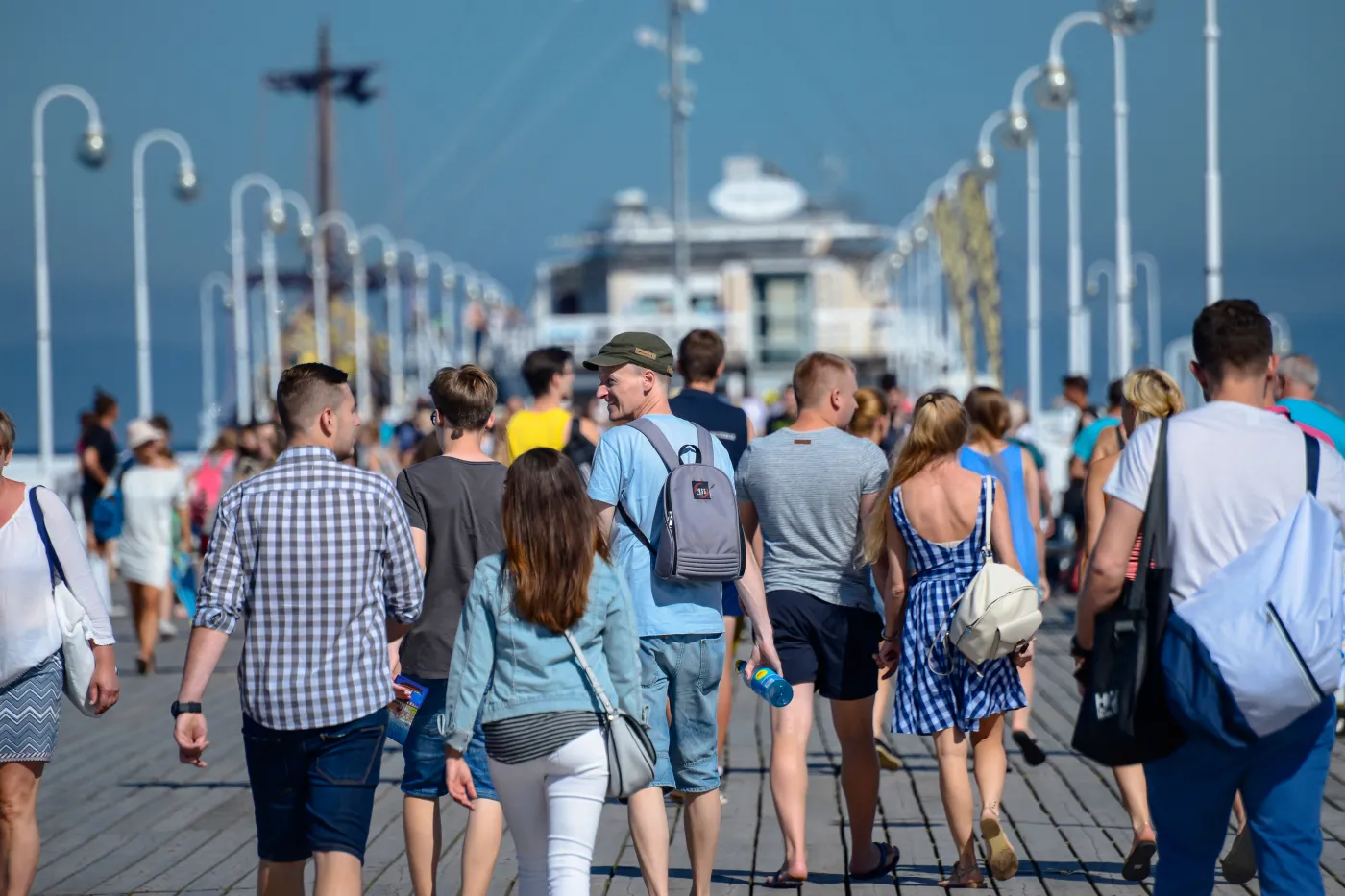 sopot tłum wakacje ludzie 